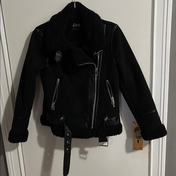 Zara Black Shearling Jacket - Picture 1 of 3